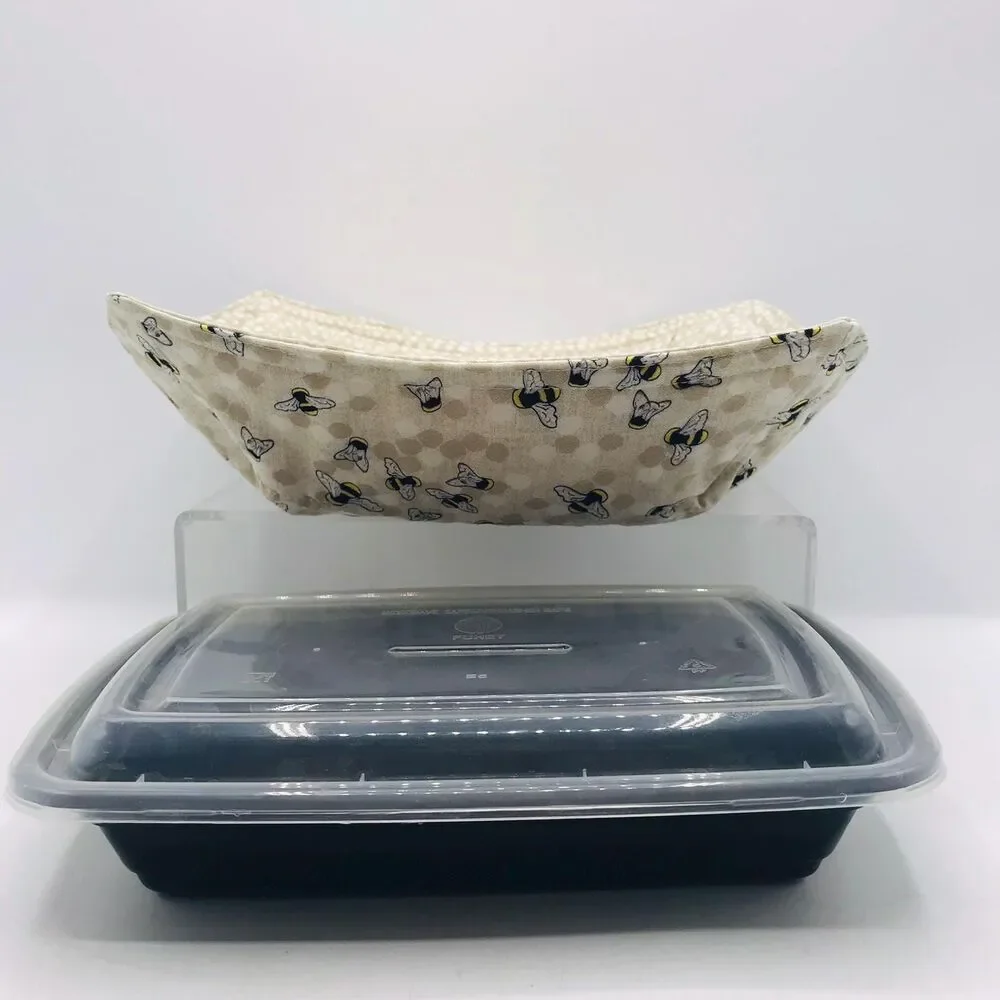Reversible Microwave Cozie For Takeout Containers Cottage Core Bees on Beige